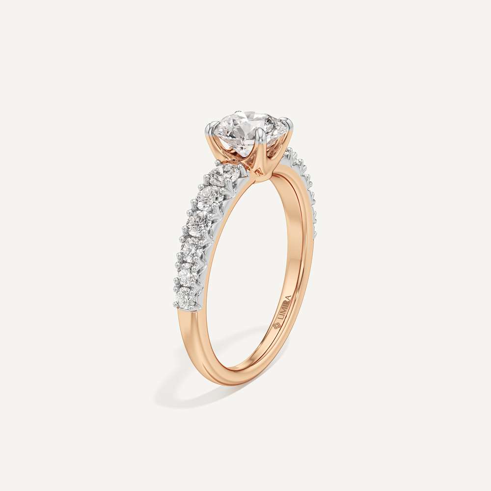 Graduated Side Stone Diamond