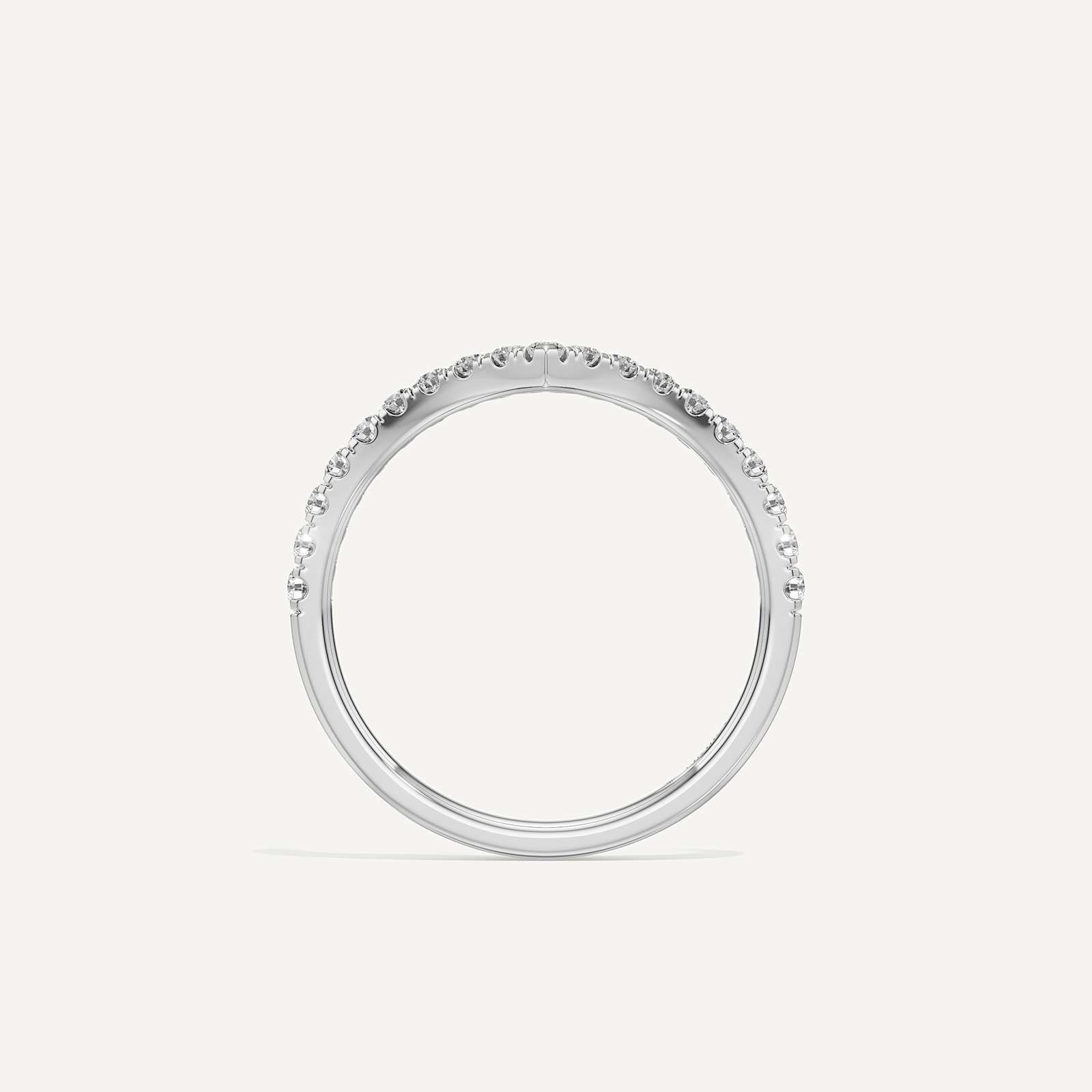 V-Crest Round Diamond